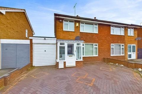 3 bedroom semi-detached house for sale, Harlech Road, Willenhall