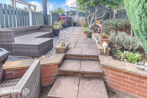 2 bedroom terraced house for sale, Mendip Rise, BRINSWORTH