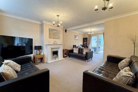 3 bedroom link detached house for sale, Aylesford Close, SEDGLEY, DY3 3QB