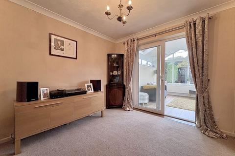 3 bedroom link detached house for sale, Aylesford Close, SEDGLEY, DY3 3QB