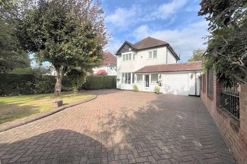 3 bedroom detached house for sale, Chester Road, Streetly/Aldridge borders, WS9 0PH