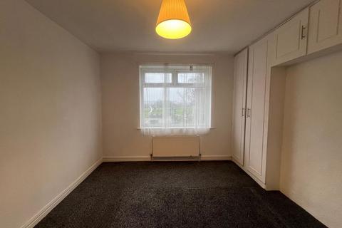 3 bedroom flat to rent, Allendale Road, Newcastle Upon Tyne NE6