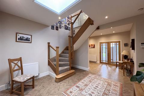 undefined, Golf Open 2026 - Eshe Road North, Blundellsands - Sleeps 8