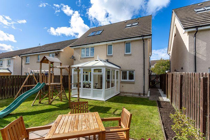Rear Garden/Back of