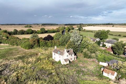 4 bedroom detached house for sale, FARMHOUSE & 1 ACRE, Main Street, Thistleton