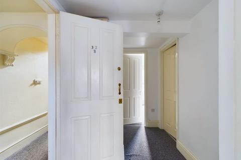 undefined, Wellington Street, Gloucester