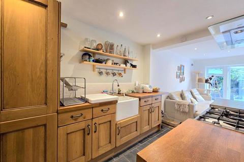 undefined, West Chantry, Old Hatch End