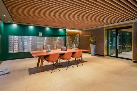 1 bedroom apartment to rent, Portlands Court, London