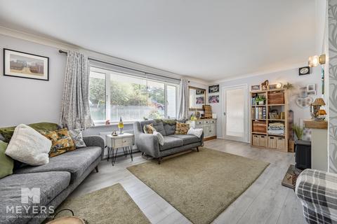 undefined, Central Avenue, Corfe Mullen, BH21 3