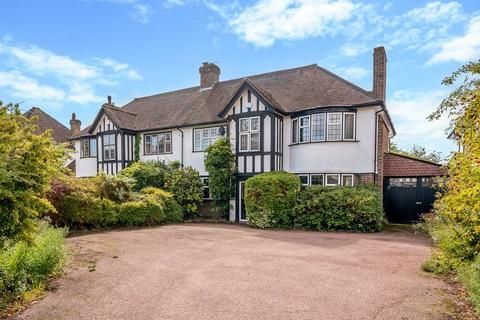 4 bedroom semi-detached house for sale, Bromley Common, Bromley