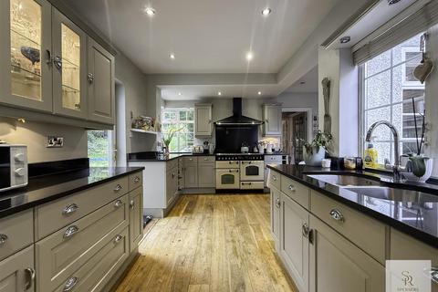 undefined, Rucklers Lane, Kings Langley WD4