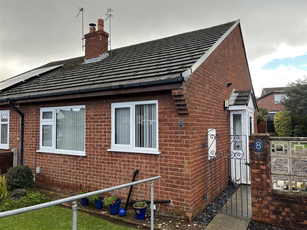 8 Rhodfa IMG 8508.jpg