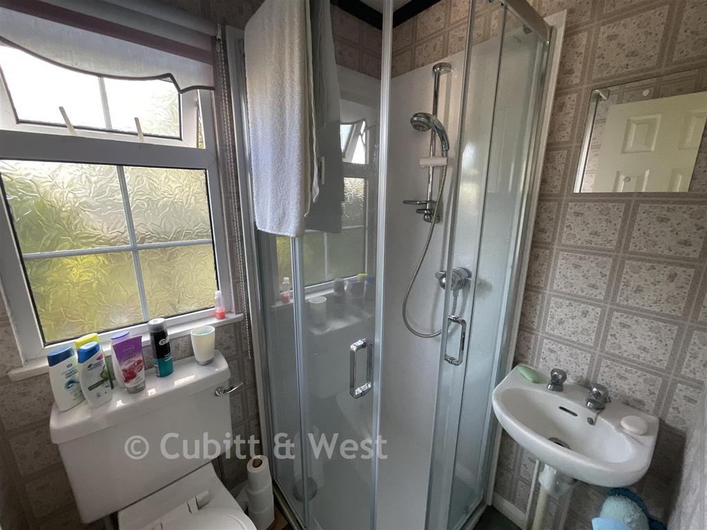 En-Suite Shower Room