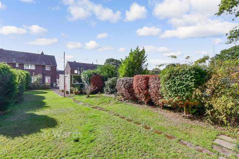 2 bedroom end of terrace house for sale, Cheshire Road, Maidstone, Kent