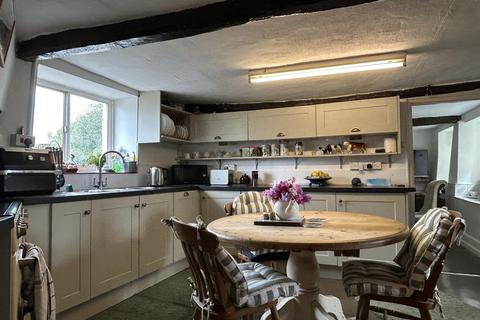undefined, Rose Ash