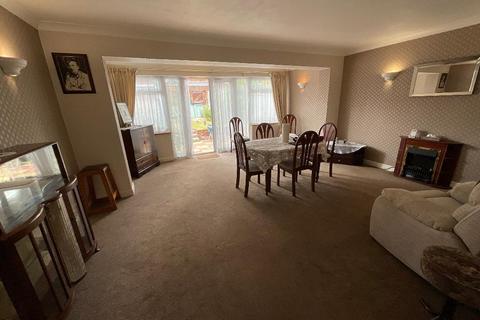 97 Great Cullings, Rush Green, Romford, RM7 0YP