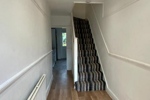 49 Spring Gardens, Hornchurch, RM12 5BG