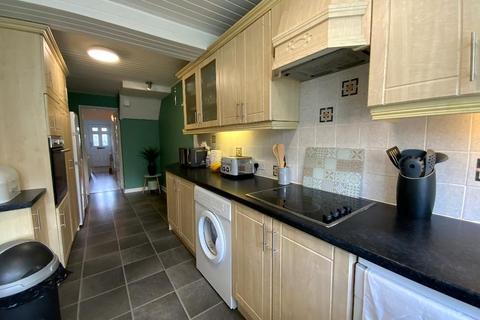 undefined, Elm Park RM12