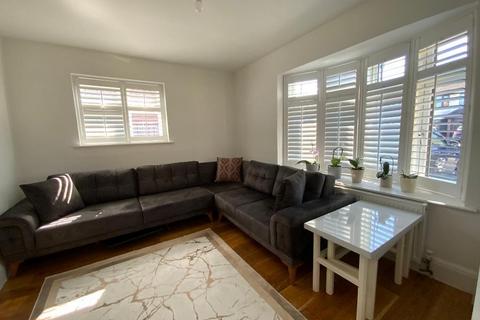 undefined, South Hornchurch RM13