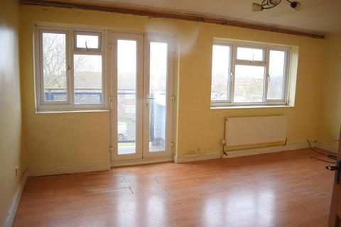 2 bedroom flat for sale, South Hornchurch RM13