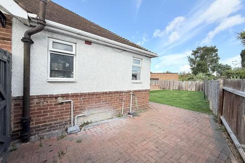 undefined, Laburnum Grove, Warden Hills, Luton, Bedfordshire, LU3 2DW