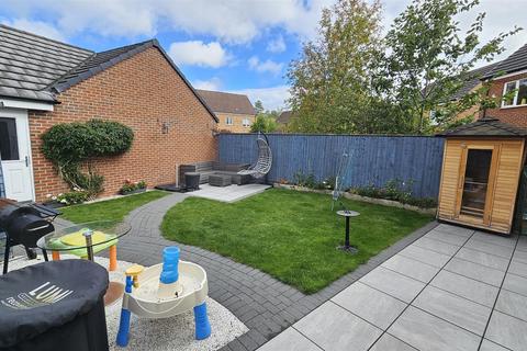 undefined, Swale Grove, Bingham