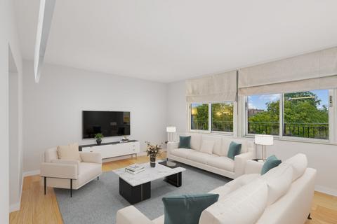 3 bedroom apartment to rent, Cadogan Square, Knightsbridge, SW1X