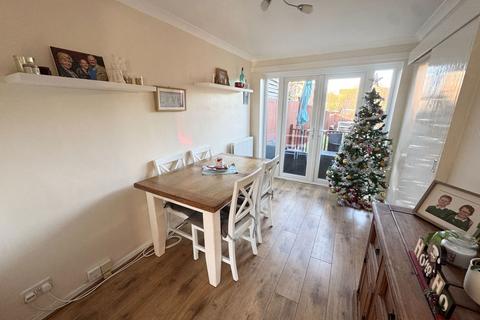 3 bedroom semi-detached house for sale, Ploughmans Drive, Loughborough LE12