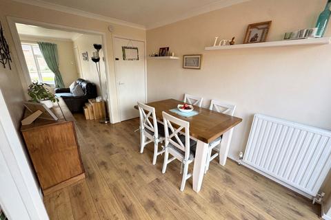 3 bedroom semi-detached house for sale, Ploughmans Drive, Loughborough LE12