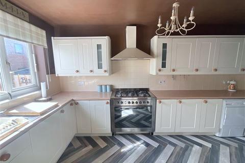 6 Hadrian Road, Brinsworth, Rotherham, S60 5DZ