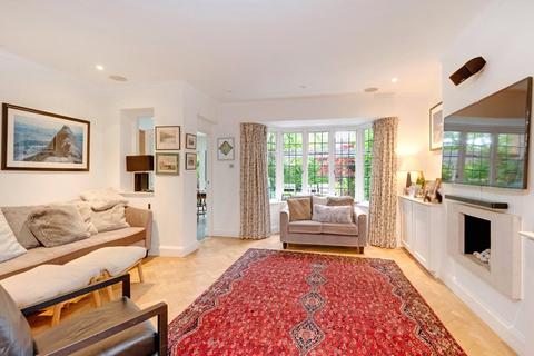 undefined, Milton Close, Hampstead Garden Suburb