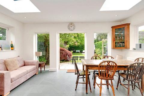 undefined, Milton Close, Hampstead Garden Suburb, N2