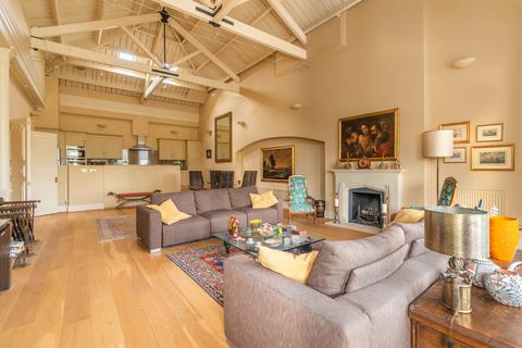 3 bedroom apartment for sale, Royal Drive, London N11