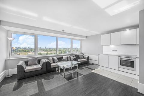 2 bedroom flat for sale, George Beard Road, London, SE8