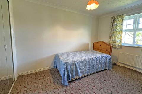 1 Avebury Close, Horsham, RH12 5JY