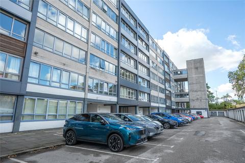 Ingledew Court, Leeds