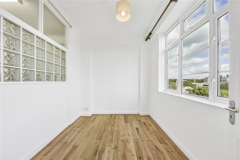 2 bedroom apartment to rent, Grove End Gardens, St. John's Wood, London, NW8