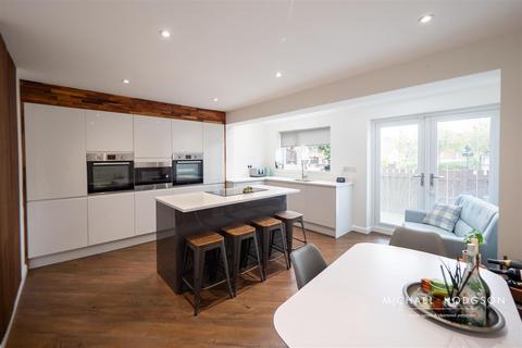 4 bedroom terraced house for sale, Bennett Court, Grangetown, Sunderland
