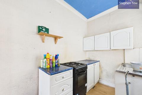 undefined, Highbury Avenue, Blackpool, FY3