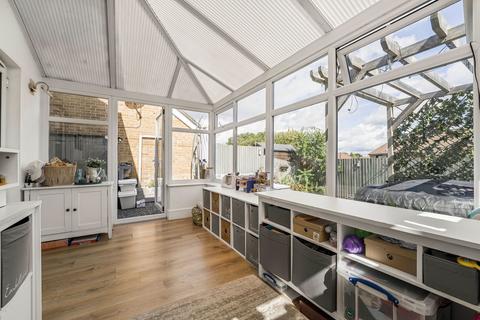 22 Thorne Way, Cardiff, CF5 5DL