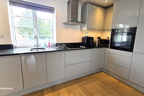 undefined, Victoria Road, New Barnet EN4