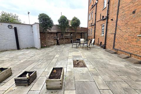 undefined, Victoria Road, New Barnet EN4