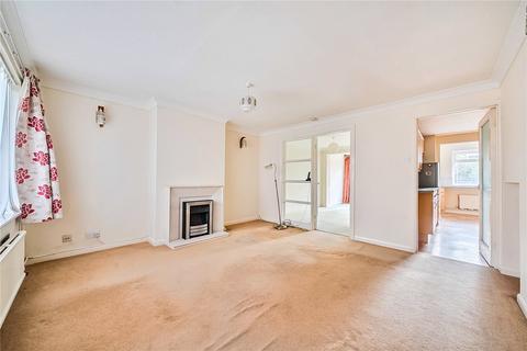 4 bedroom semi-detached house for sale, Montfort Road, Romsey, Hampshire, SO51