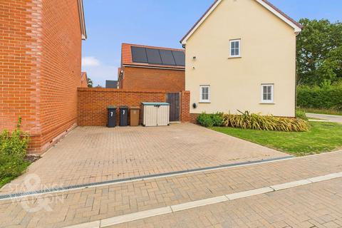 3 bedroom detached house for sale, Queens Road, Bacton, Stowmarket