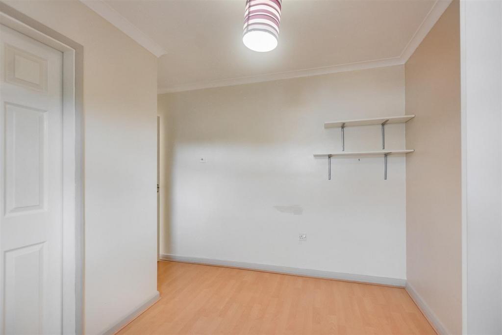 Bedroom 1 2.jpeg