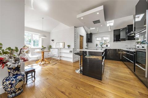 undefined, Maria Theresa Close, New Malden, KT3