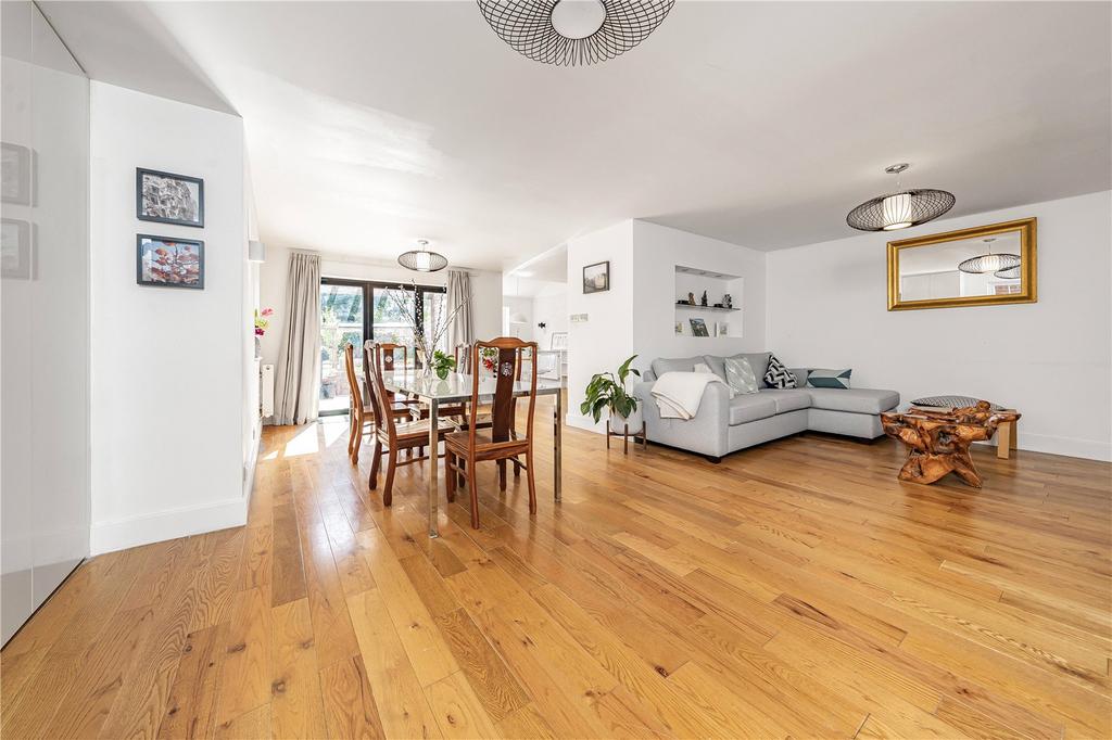 Dining/Living Room