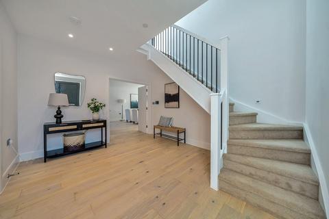 undefined, Mount Ephraim Road, London, SW16
