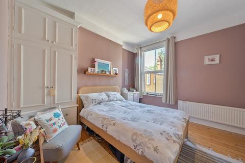 3 bedroom maisonette for sale, Harborough Road, Streatham, London, SW16