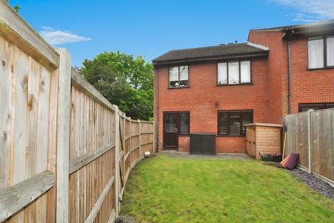 99 Millstream Close, Hitchin, SG4 0DB